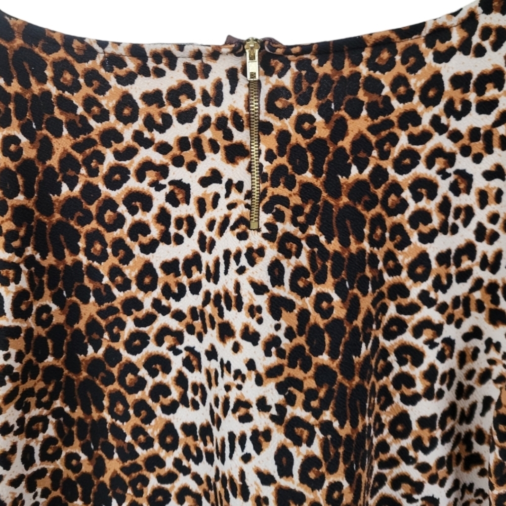 Green Envelope Leopard Print Bell Sleeve Top Large Boho Chic Baddie - Picture 8 of 12